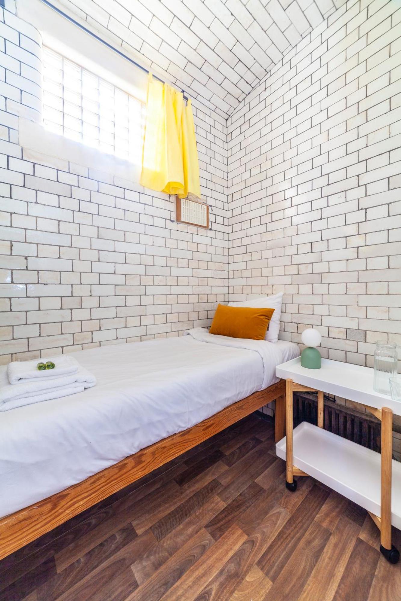 Lotus Guesthouse London Bagian luar foto